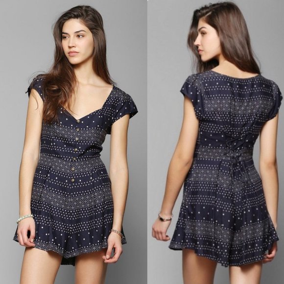 Kimchi Blue Navy Printed Button Front Ashley Romper - Picture 1 of 5